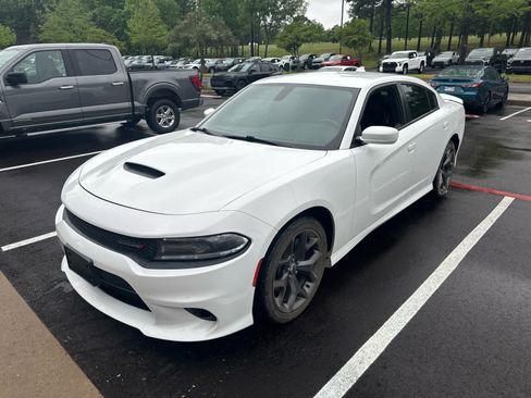 Used 2019 Dodge Charger GT RWD image 2