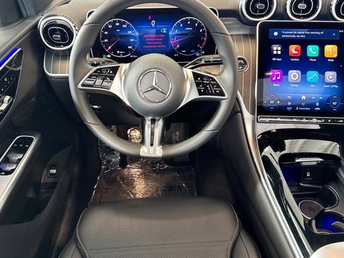 Used 2026 Mercedes-Benz GLC 300 image 20