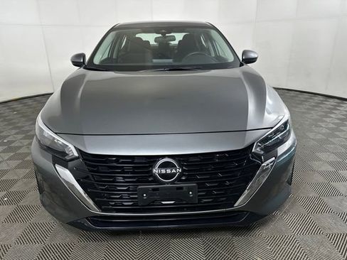 Used 2025 Nissan Sentra S image 8