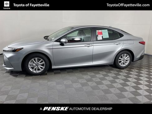 Used 2026 Toyota Camry LE w/ Convenience Package FWD image 2