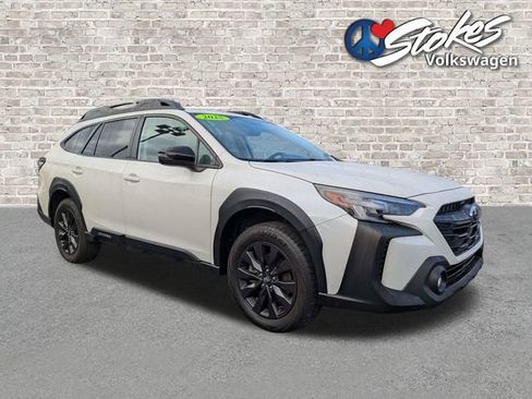 Used 2025 Subaru Outback Onyx Edition AWD/4WD image 2