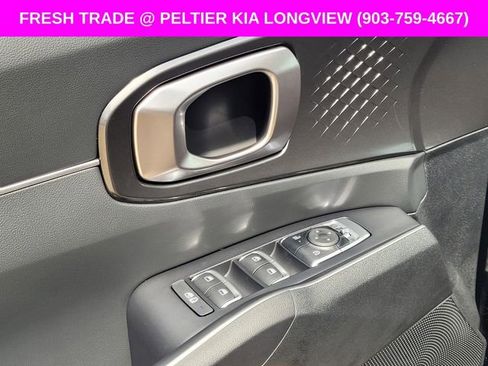 Used 2026 Kia Sorento S FWD image 9