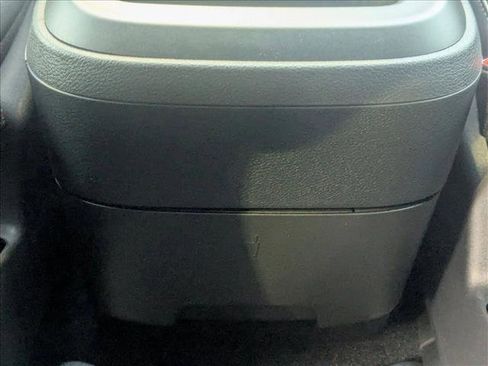 New 2026 Chrysler Pacifica Select image 16