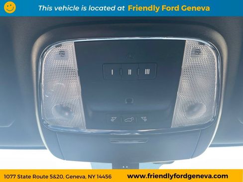 Used 2021 Jeep Grand Cherokee Laredo X AWD/4WD image 29