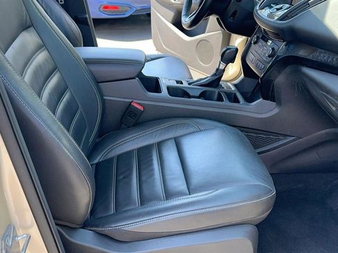 Used 2017 Ford Escape Titanium w/ Equipment Group 301A FWD image 37