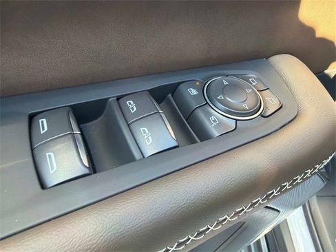 New 2026 GMC Yukon Denali Ultimate w/ LPO, Floor Liner Package image 18