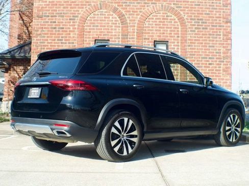 Used 2025 Mercedes-Benz GLE 350 4MATIC w/ 3rd Row Seat Package image 5