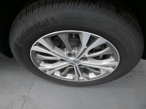 Used 2023 Buick Envision Preferred AWD/4WD image 9