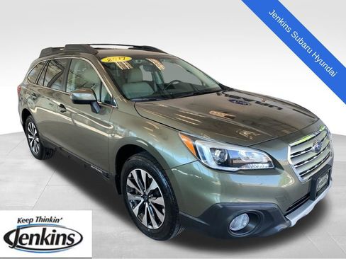 Used 2017 Subaru Outback 2.5i Limited AWD/4WD image 1