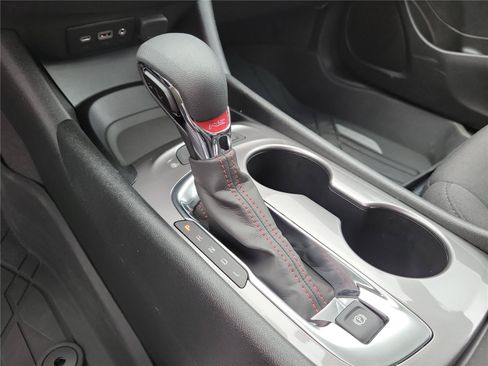 Used 2024 Chevrolet Malibu RS FWD image 29
