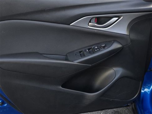 Used 2017 MAZDA CX-3 Sport image 10