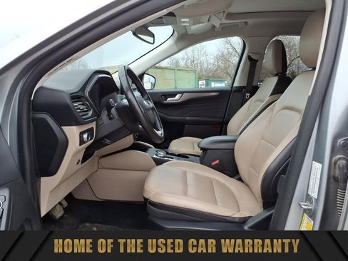 Used 2022 Ford Escape Titanium AWD/4WD image 15