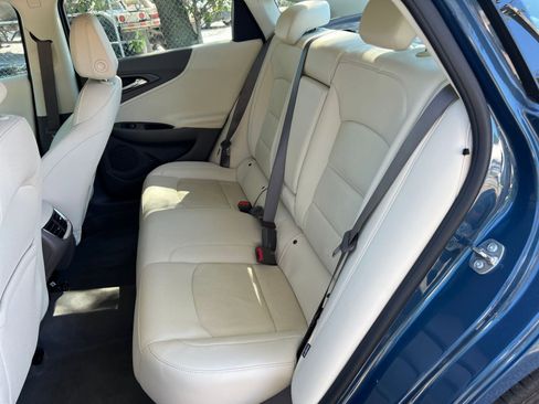 Used 2024 Chevrolet Malibu LT image 32