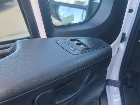 Used 2023 RAM ProMaster 2500 image 14