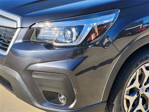 Used 2019 Subaru Forester Premium image 9