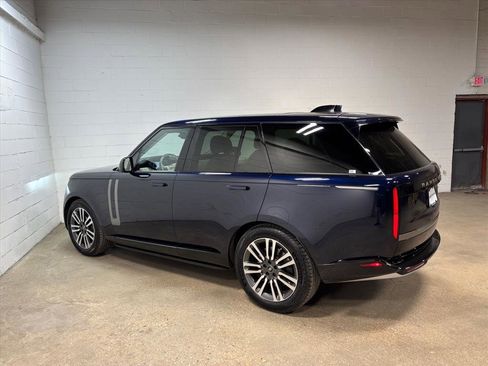 Used 2023 Land Rover Range Rover SE image 10
