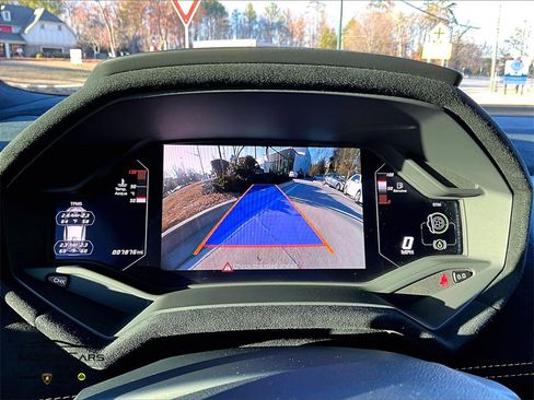 Used 2022 Lamborghini Huracan STO image 20