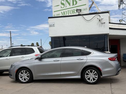 Used 2015 Chrysler 200 Limited w/ Convenience Group FWD image 2