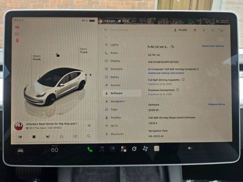 Used 2023 Tesla Model 3 Standard Range RWD image 2