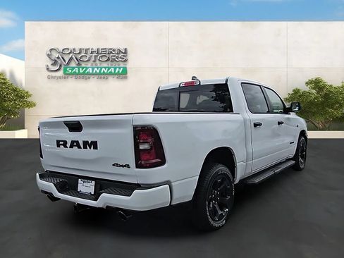 New 2026 RAM 1500 Express AWD/4WD image 31
