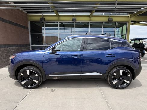 Used 2026 Nissan Kicks SR w/ Cold Weather Package AWD/4WD image 7