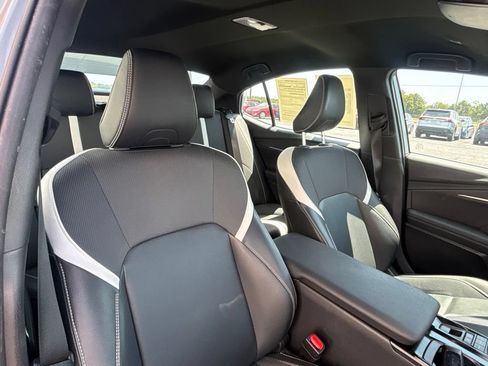 Used 2025 Toyota Camry SE FWD image 18