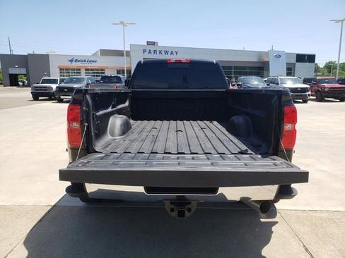 Used 2019 GMC Sierra 3500 SLT AWD/4WD image 6