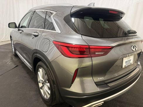 Used 2021 INFINITI QX50 Essential w/ Convenience Package image 8