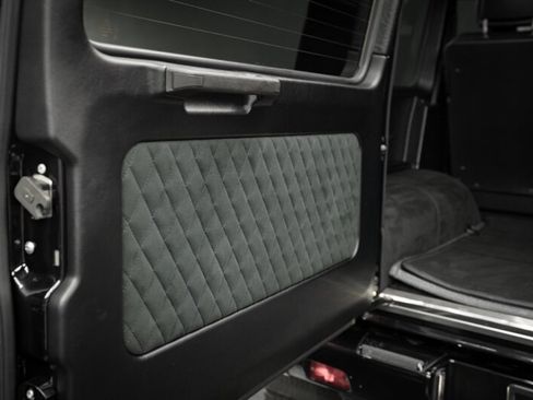 Used 2017 Mercedes-Benz G 550 Squared image 22