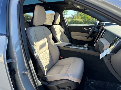 New 2026 Volvo XC60 B5 Plus w/ Protection Package Premier image 8