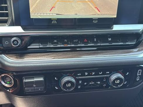Used 2026 Chevrolet Silverado 1500 LT AWD/4WD image 20