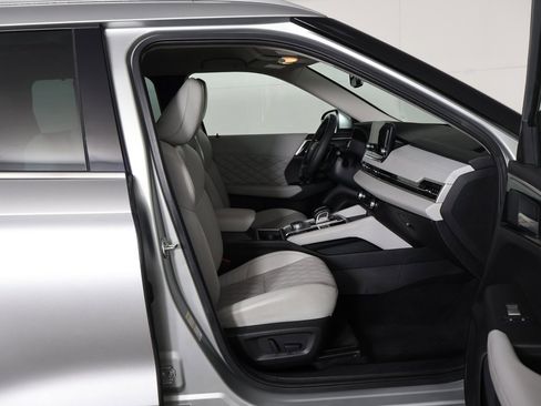 Used 2023 Mitsubishi Outlander SEL image 33