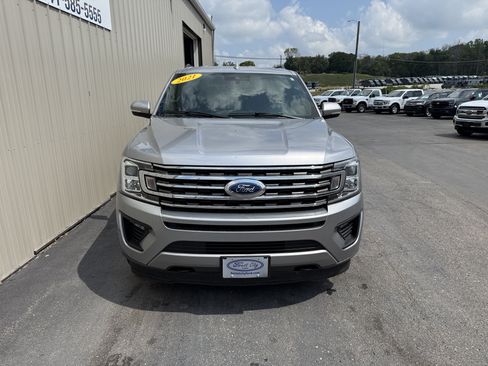 Used 2021 Ford Expedition Max XLT AWD/4WD image 3