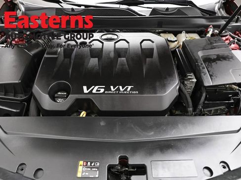 Used 2017 Chevrolet Impala Premier w/ Enhanced Convenience Package FWD image 7