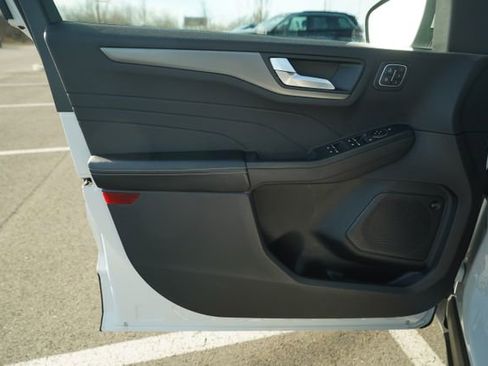 Used 2023 Ford Escape Active image 14