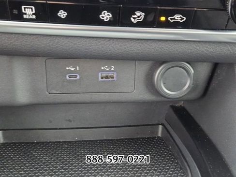 Used 2022 Nissan Rogue SV FWD image 24