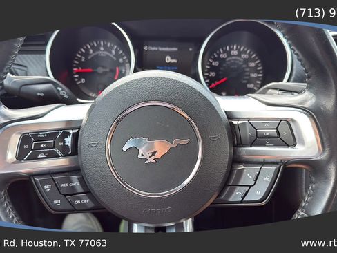 Used 2018 Ford Mustang Coupe image 36