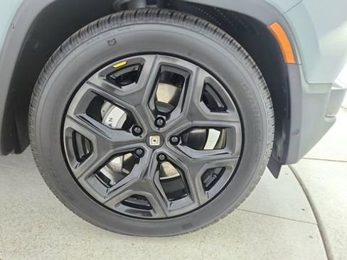 Used 2023 Rivian R1T Adventure image 56