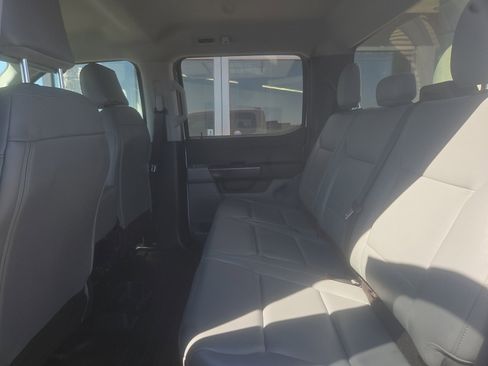 Used 2021 Ford F150 XL image 6