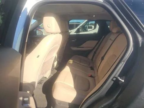 Used 2018 Jaguar F-PACE Prestige image 13