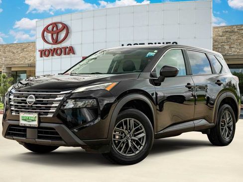 Used 2024 Nissan Rogue S FWD image 1