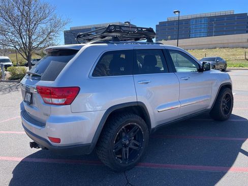 Used 2013 Jeep Grand Cherokee Limited image 3