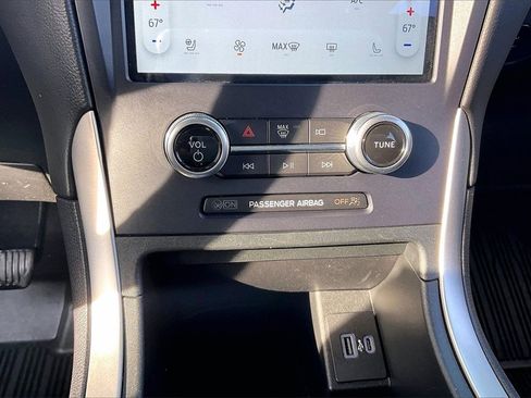 Used 2023 Ford Edge SEL w/ Convenience Package image 33