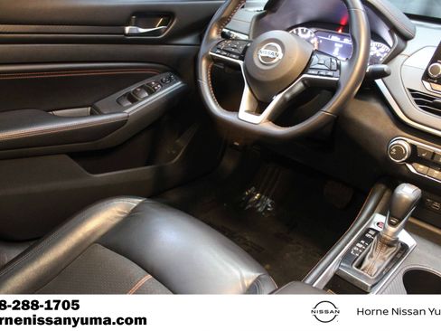 Used 2021 Nissan Altima 2.0 SR FWD image 10