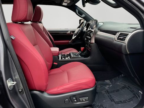 Used 2023 Lexus GX 460 Premium image 7