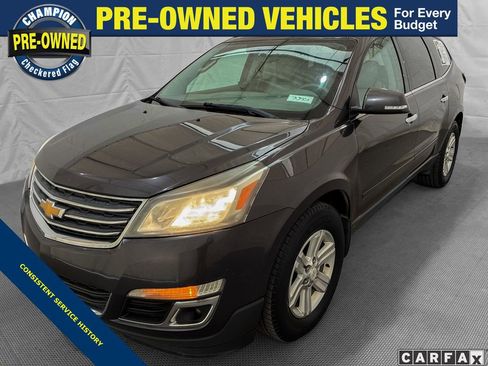 Used 2013 Chevrolet Traverse LT FWD image 1
