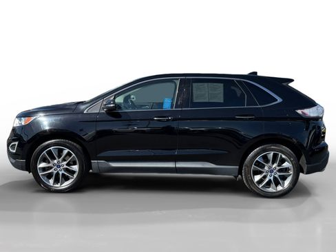 Used 2016 Ford Edge Titanium image 2
