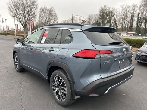 New 2026 Toyota Corolla Cross XLE image 8