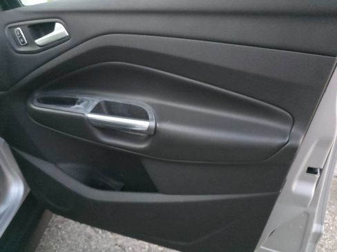 Used 2015 Ford C-MAX SE w/ Interior Protection Package image 24