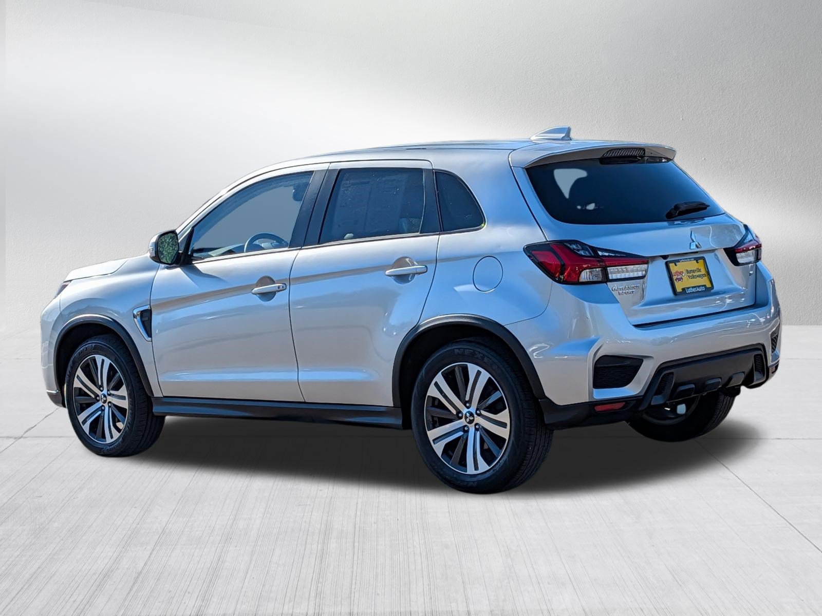 Used 2024 Mitsubishi Outlander Sport SE AWD/4WD image 5